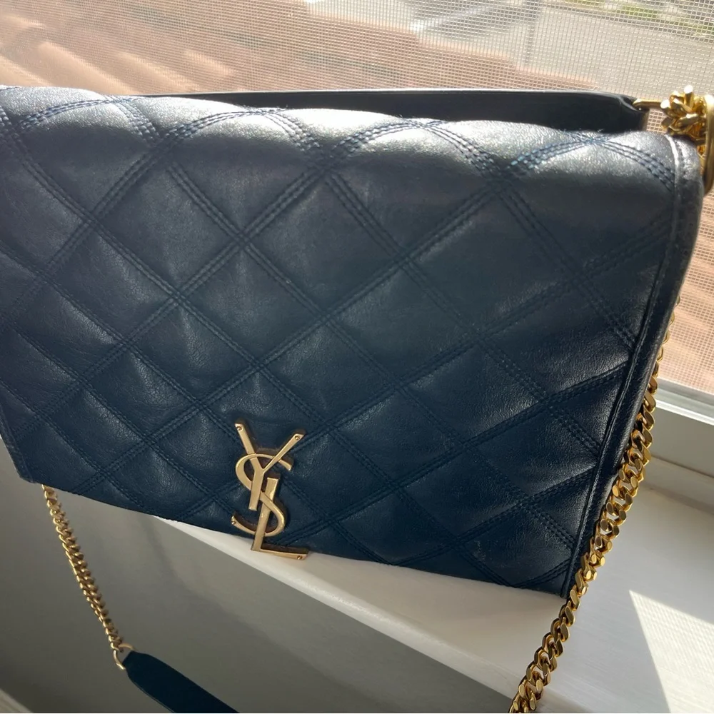 Saint Laurent  Quilted Leather Shoulder Bag in Navy with Gold YSL Logo - Picture 2 of 16